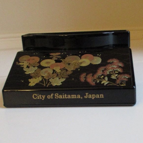 Black Lacquerware desk business card holder - Picture 2 of 10
